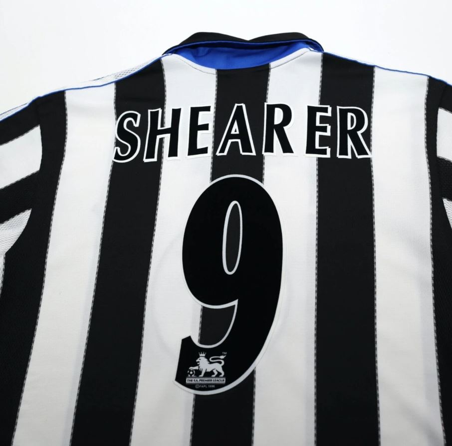 Newcastle United 2002 Retro Home Shirt – Shearer #9