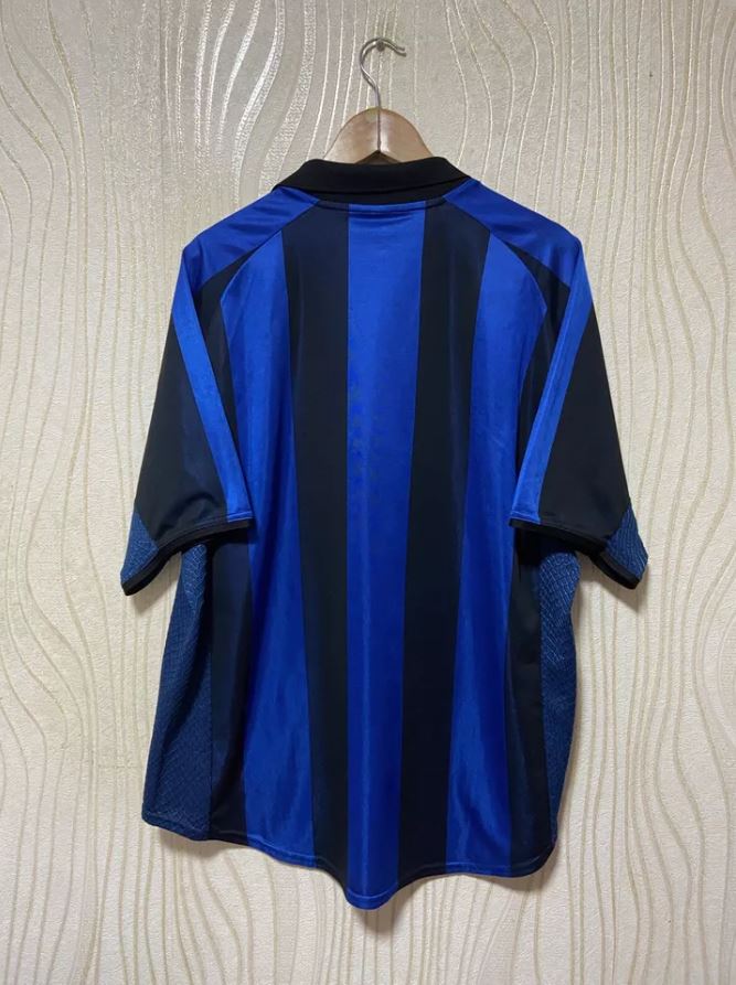 Inter Milan 2001/02 Home Football Shirt