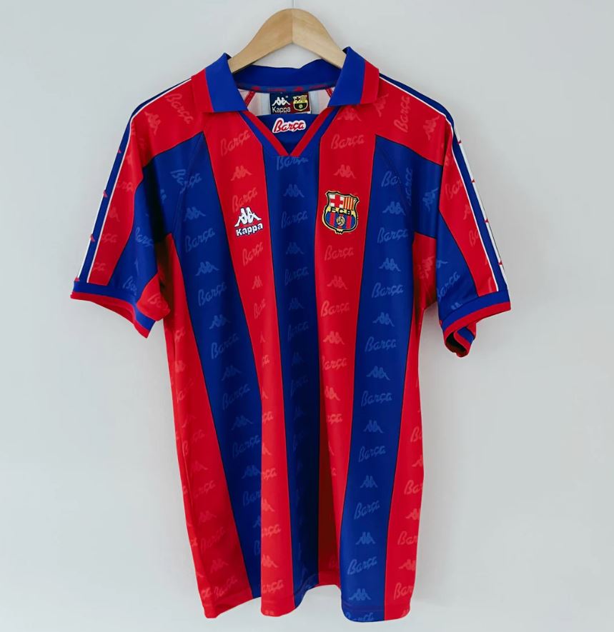 Ronaldo #9 Retro Barça Football Shirt – 1996/97 Home Kit Tribute