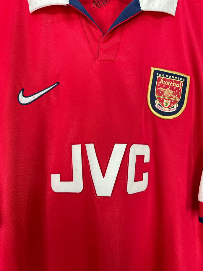 Vintage Arsenal 1996/97 Home Shirt – Dennis Bergkamp #10