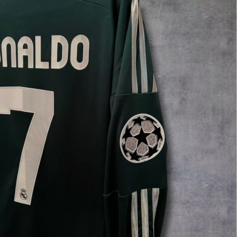 Real Madrid 2012/13 Third Long Sleeve – Ronaldo #7 UCL Retro Football Shirt