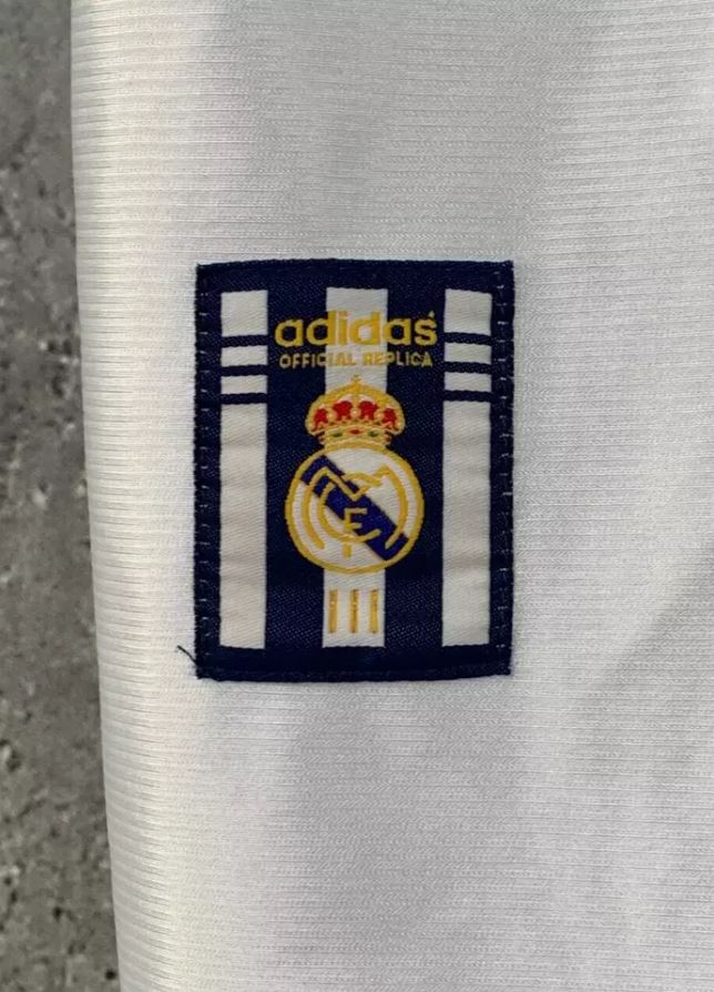 Real Madrid 1999/2000 Home Football Shirt #7 Raul