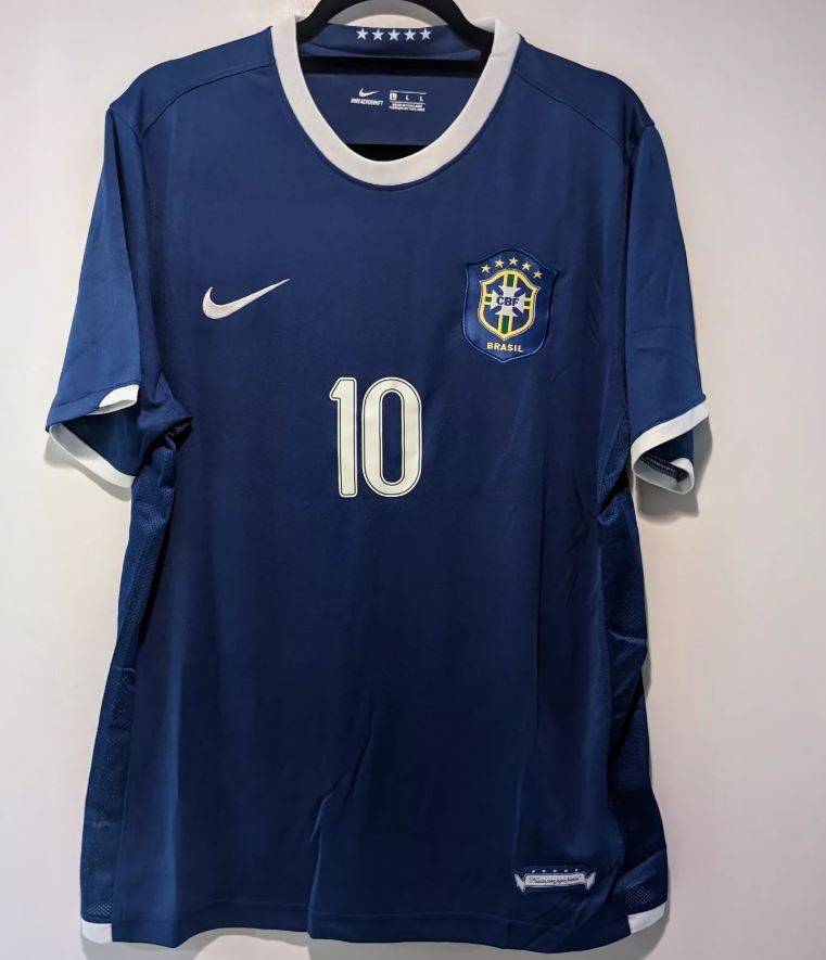 Brazil 2006 Retro Away Football Shirt | #10 Ronaldinho