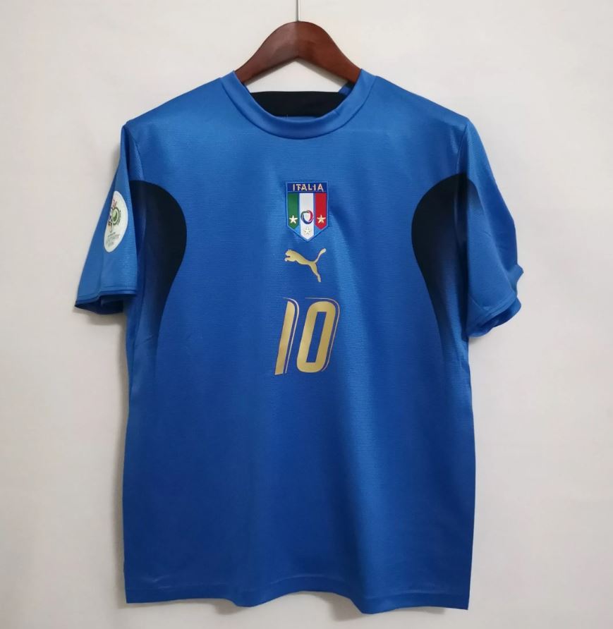 Italy 2006 World Cup Home Football Shirt | #10 Francesco Totti