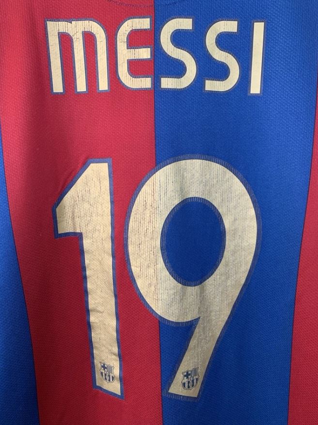 FC Barcelona 2006/07 Home Football Shirt #19 Lionel Messi | LFP Patch